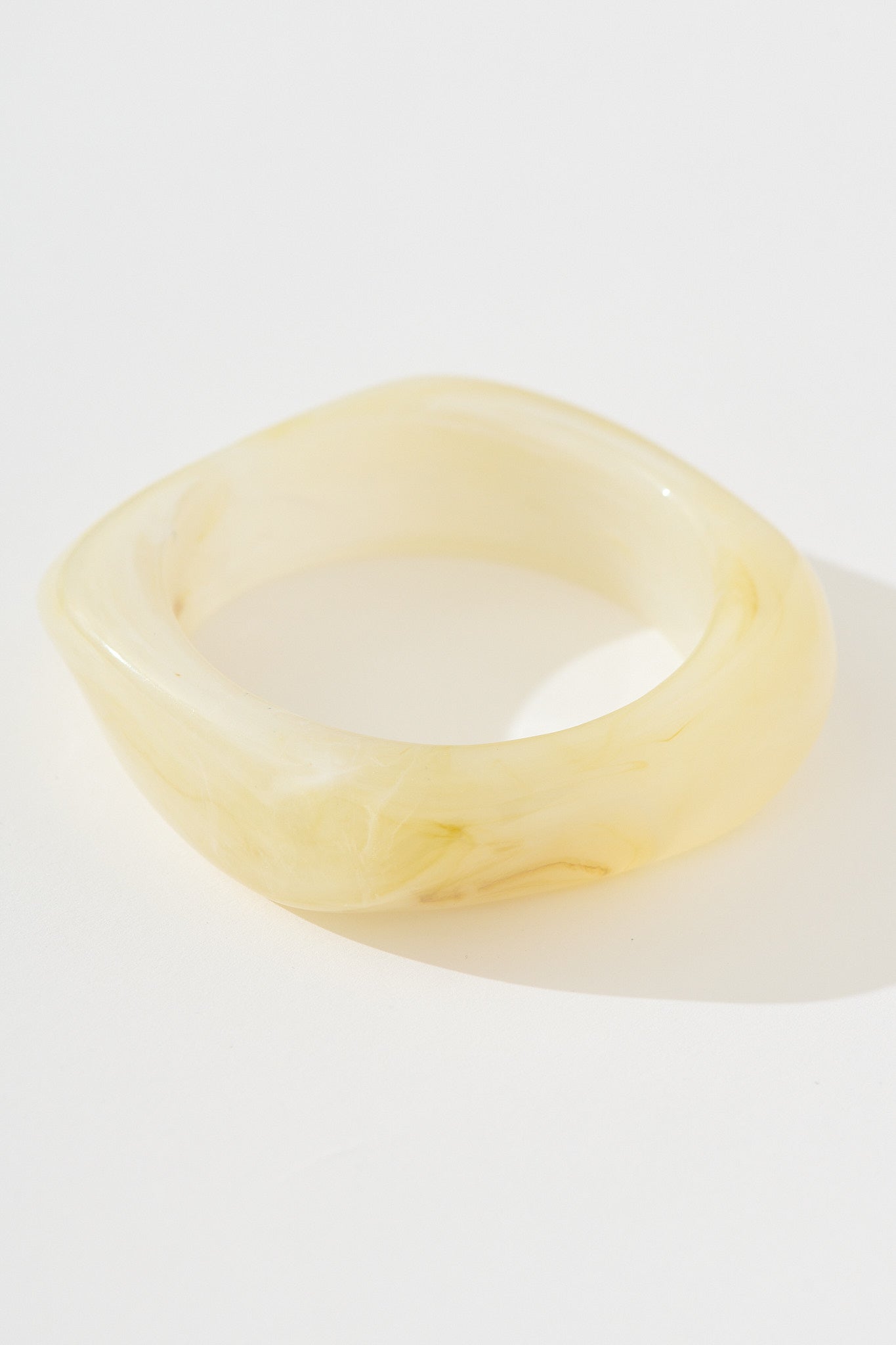 Andrea Irregular Round Bangle in Beige Resin