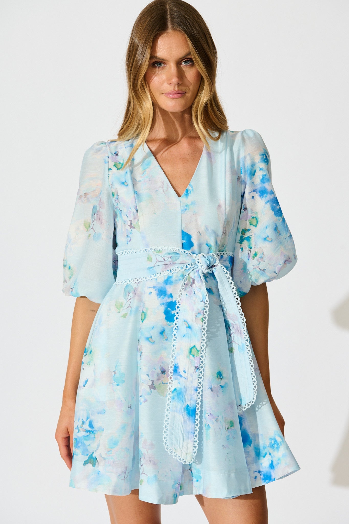 Zoeva Dress in Blue Floral