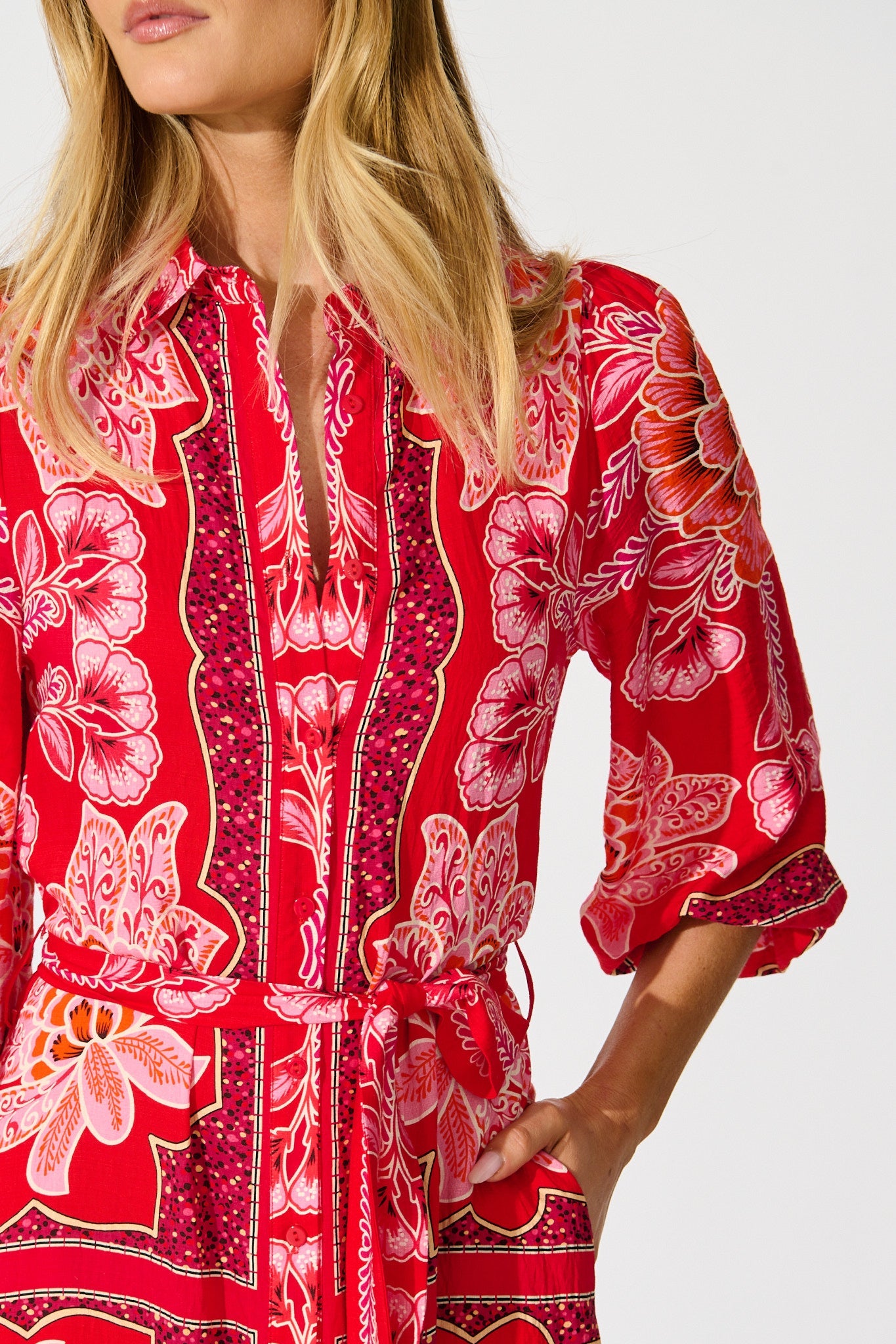 Aurelina Maxi Shirt Dress In Red Flower Linen Blend