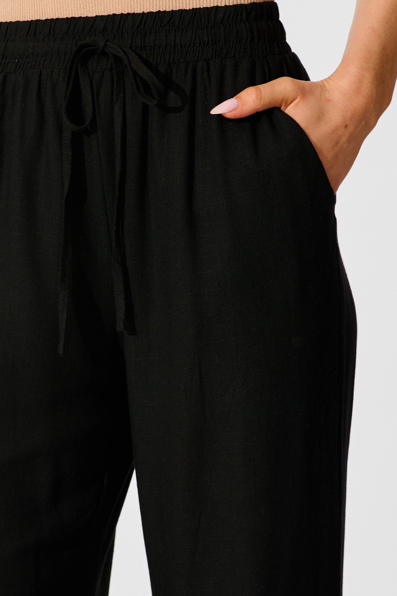 Natural Form Pant in Black Cotton Linen