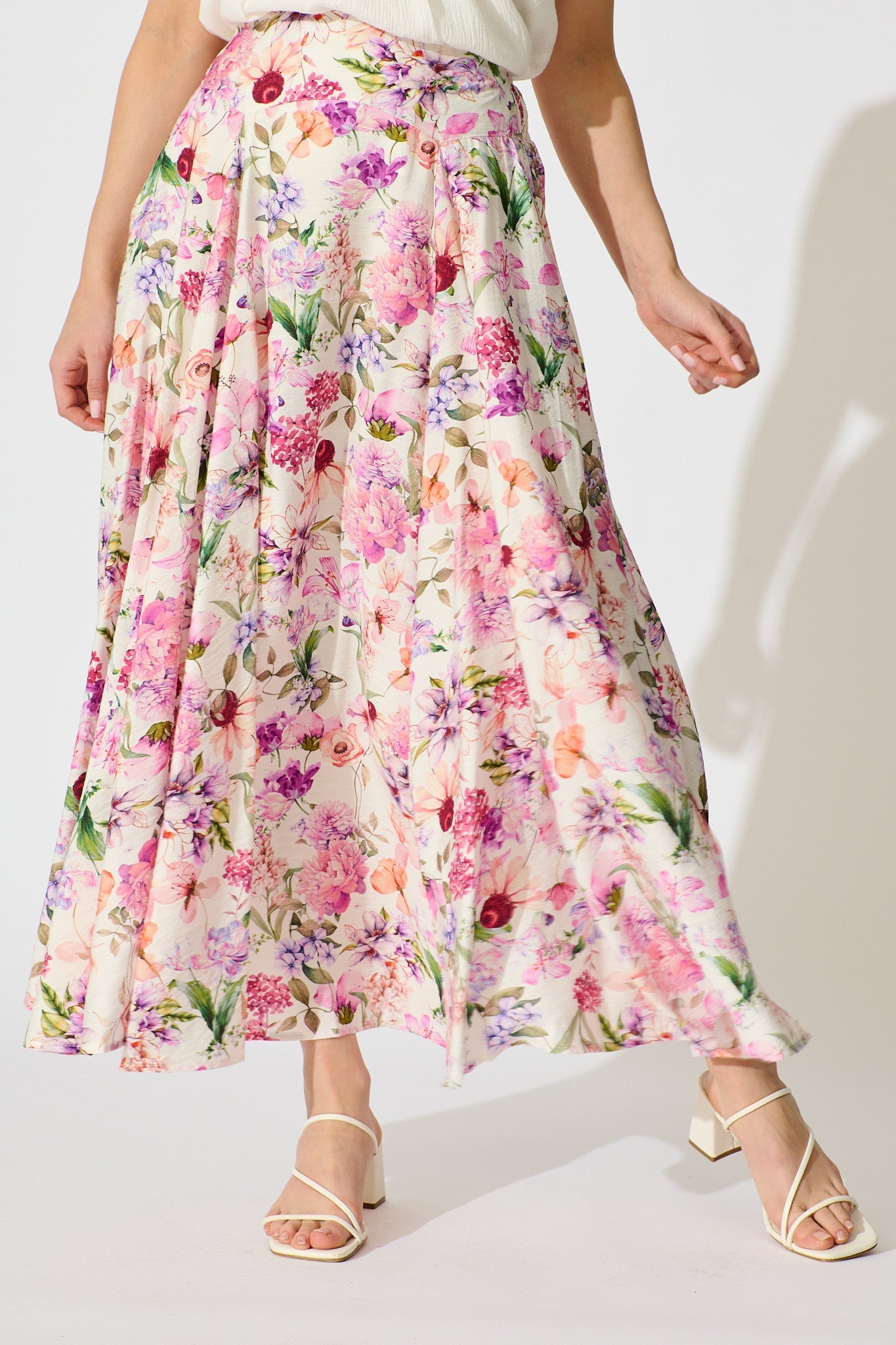 Brandsy Maxi Skirt in White with Lilac Floral