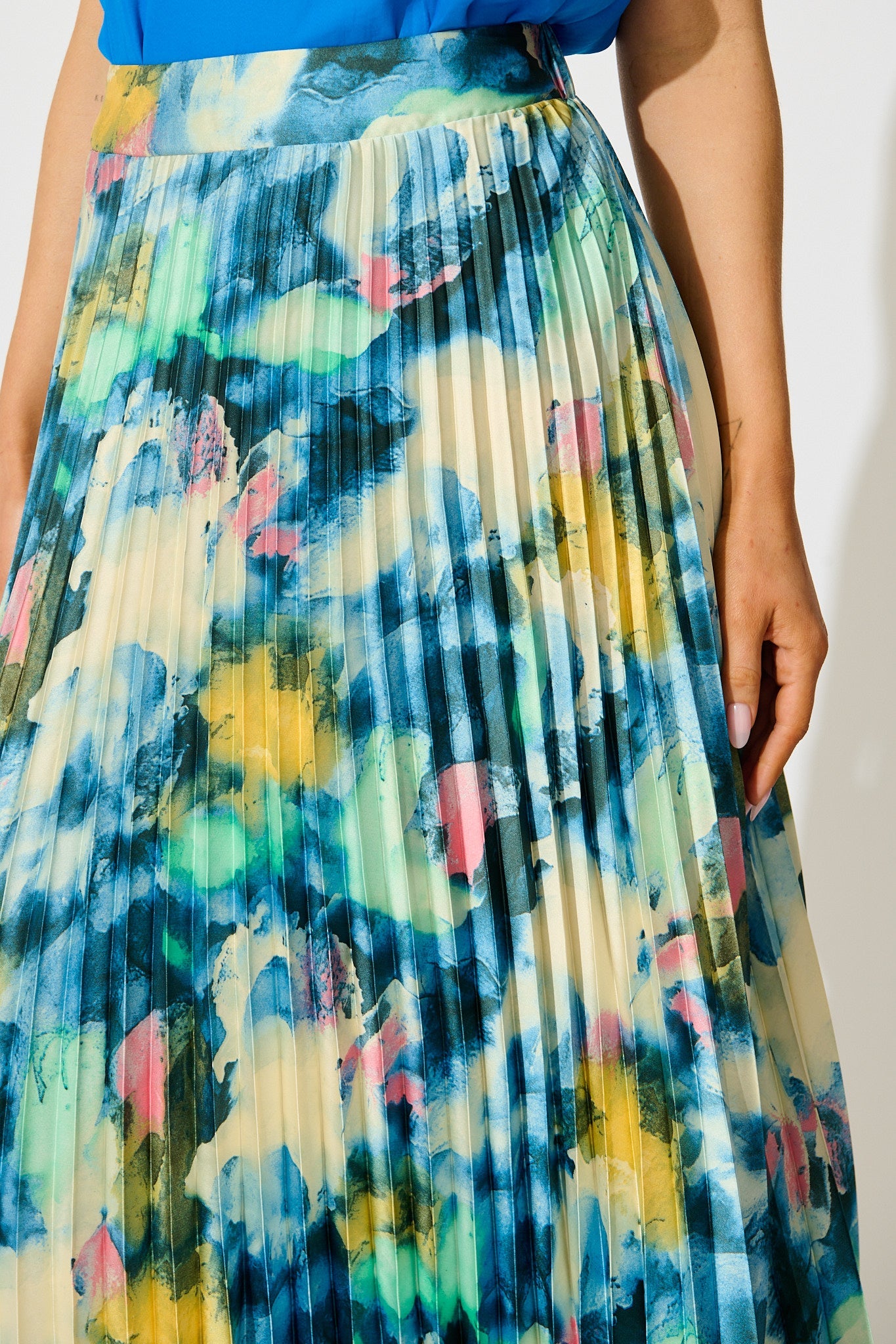 Allison Midi Pleat Skirt in Blue Multi Watercolour Satin
