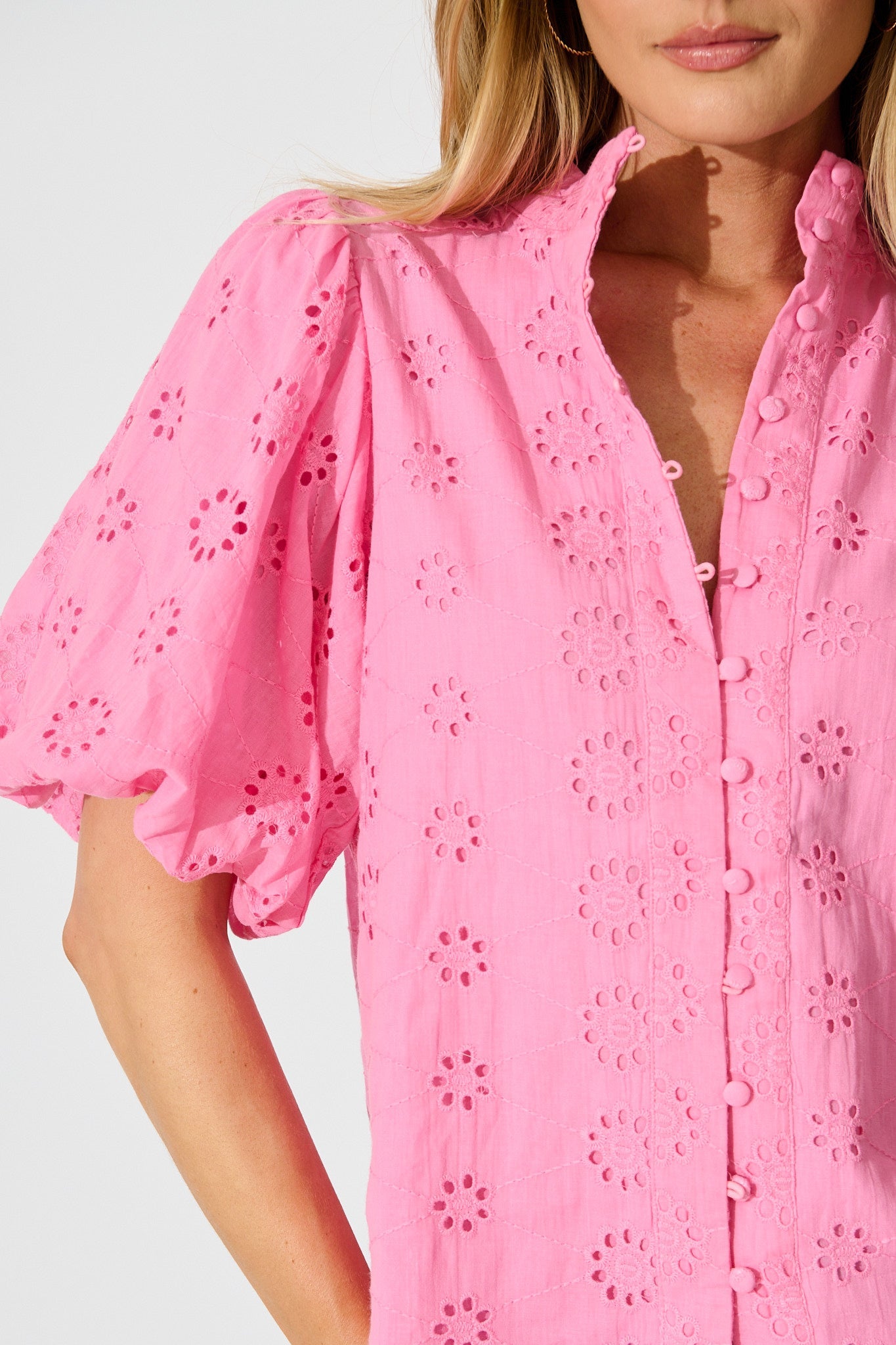 Krizza Top In Pink Embroidered Cotton