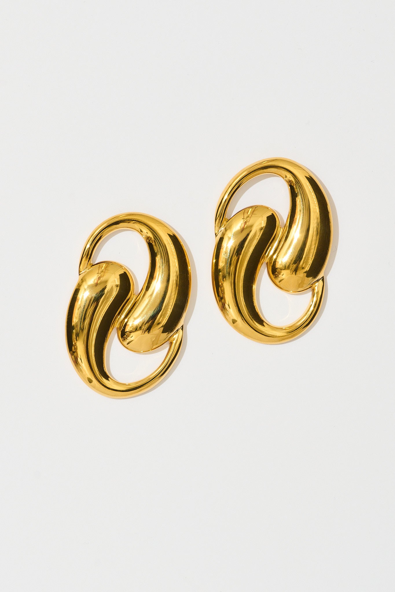 Lucia Interlink Earrings in 18K Gold Plated