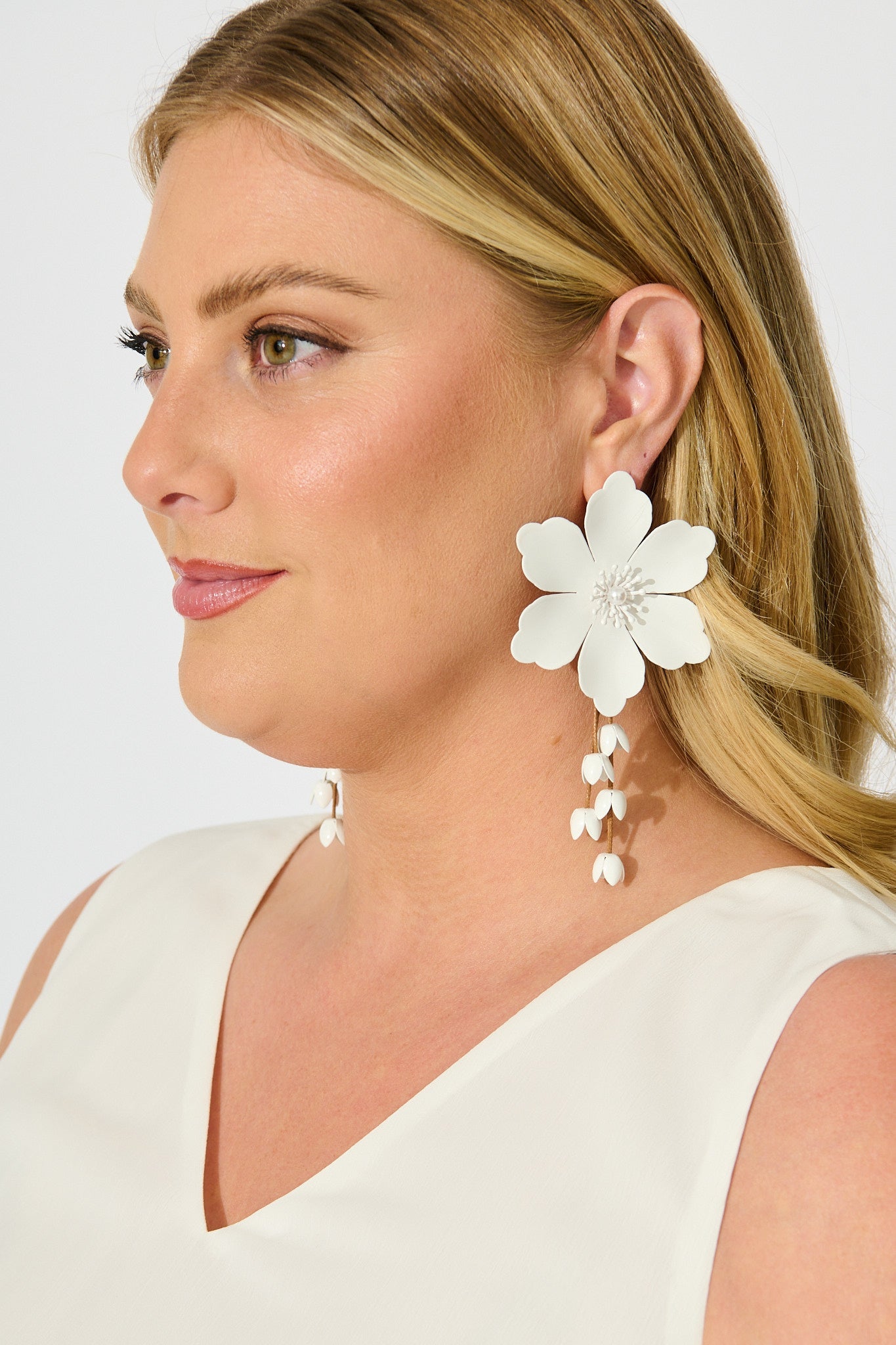 Yuki Earrings in White Blossom with Dangling Petals