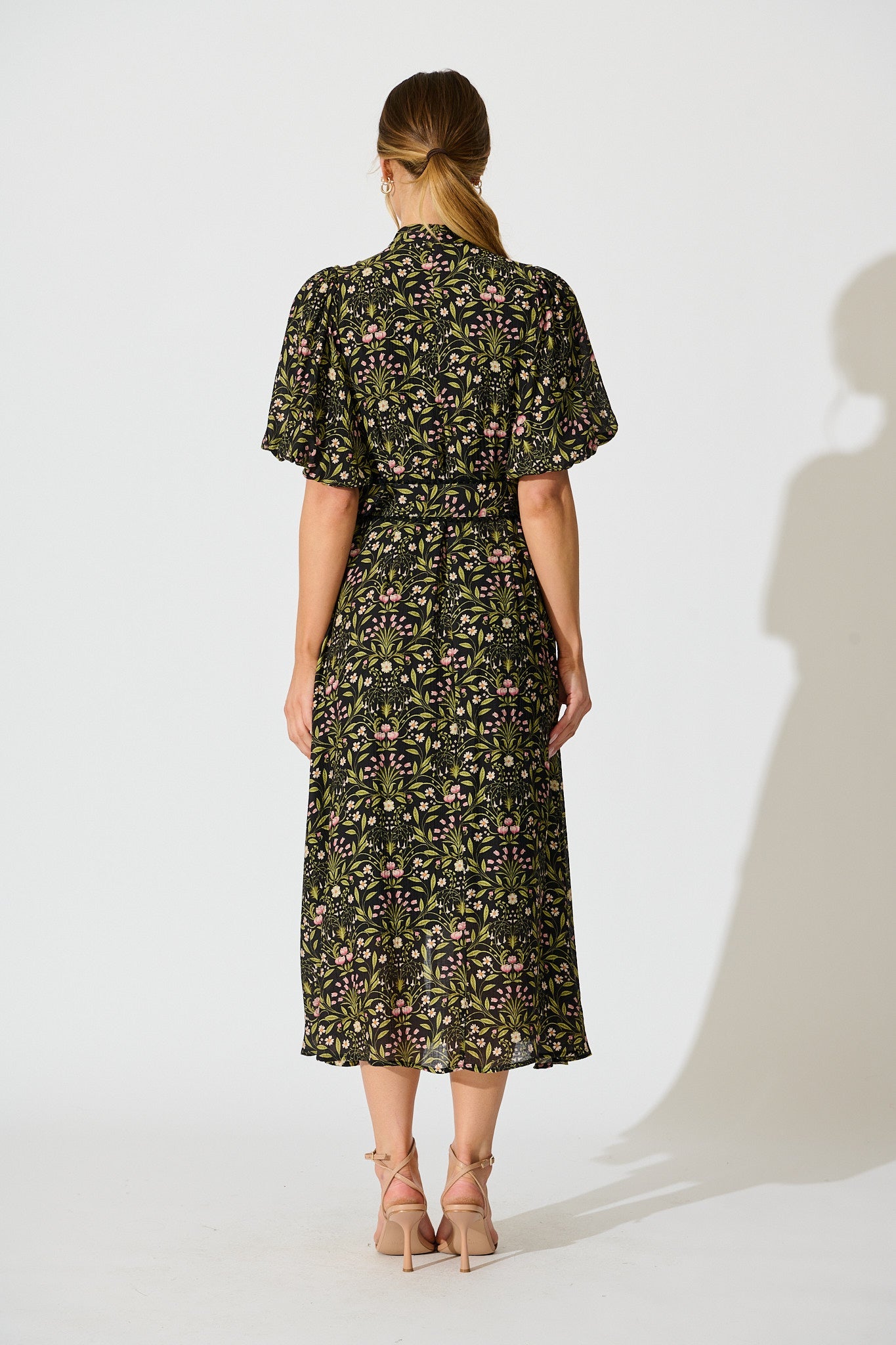 Selestia Maxi Dress in Black Floral