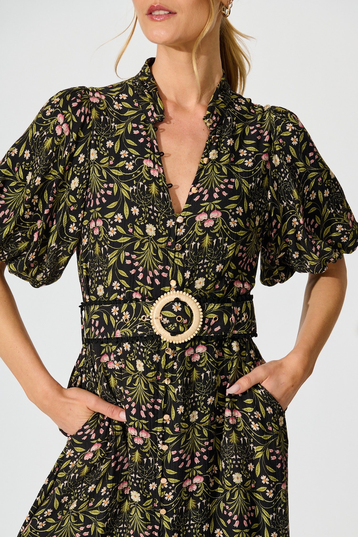 Selestia Maxi Dress in Black Floral