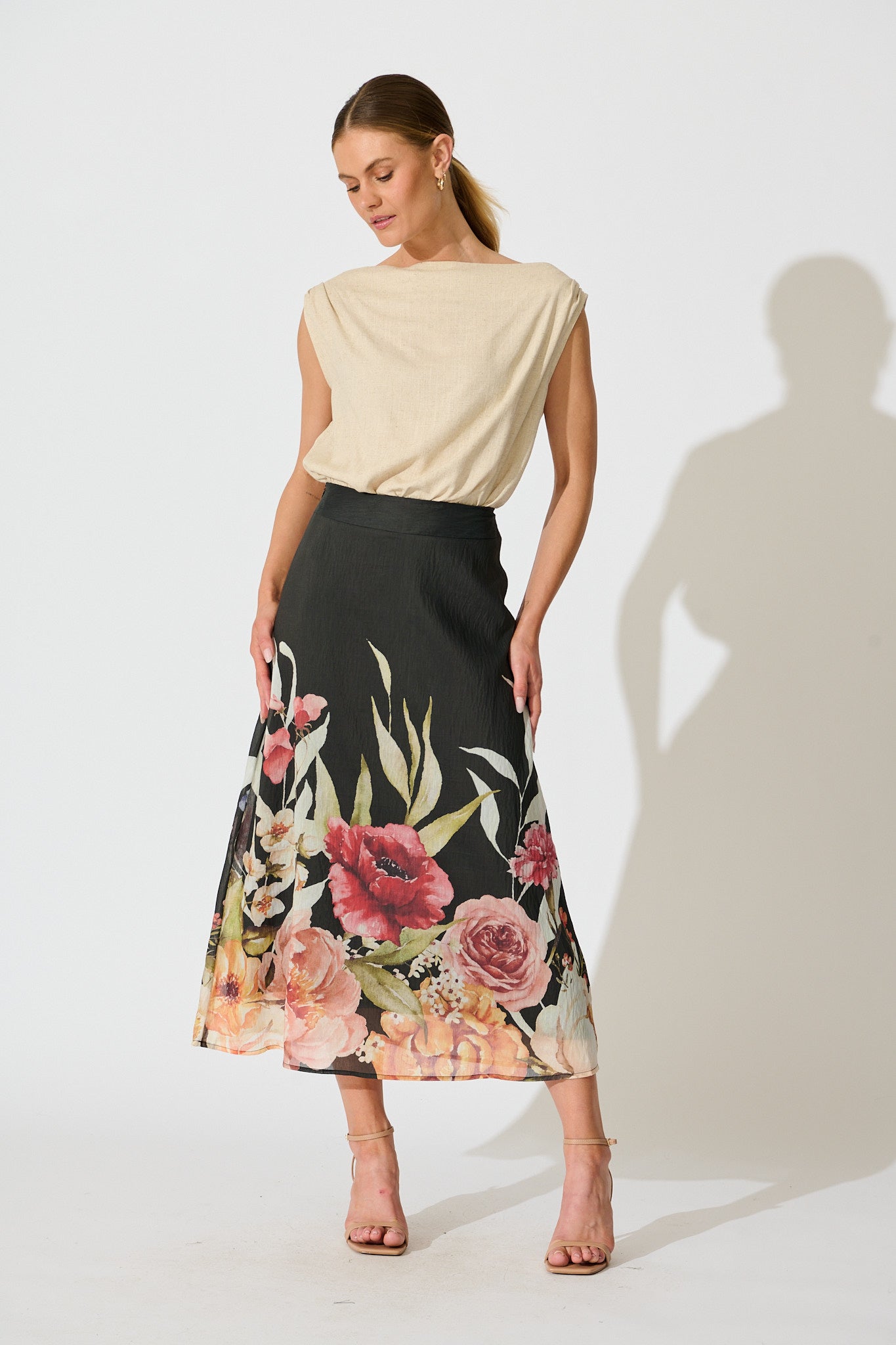 Faelina Maxi Skirt in Black with Floral Print Linen Blend