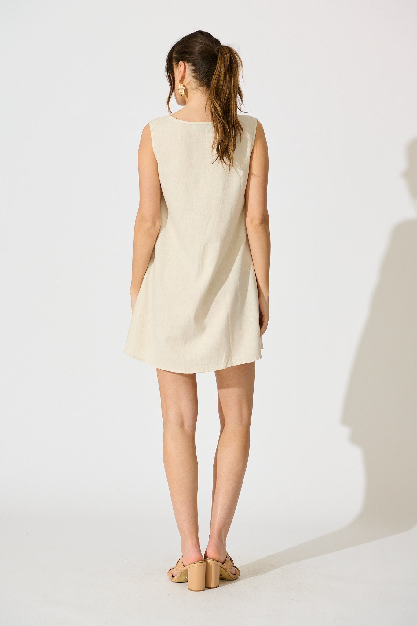 Elisara Tie Front Dress in Oatmeal Linen Blend