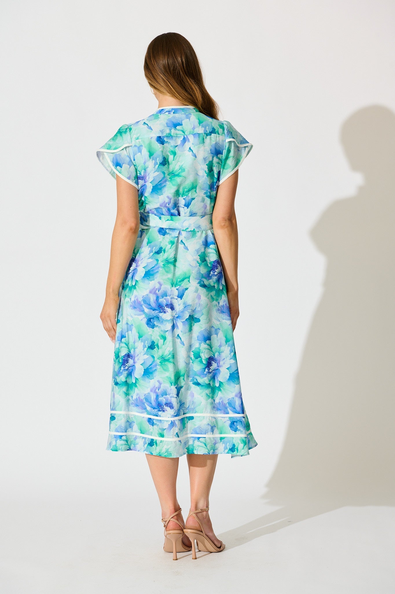 Jovanni Midi Dress in Blue Floral