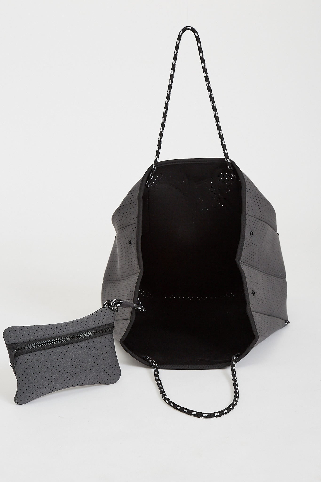 august + delilah Rania Neoprene Tote Bag in Grey