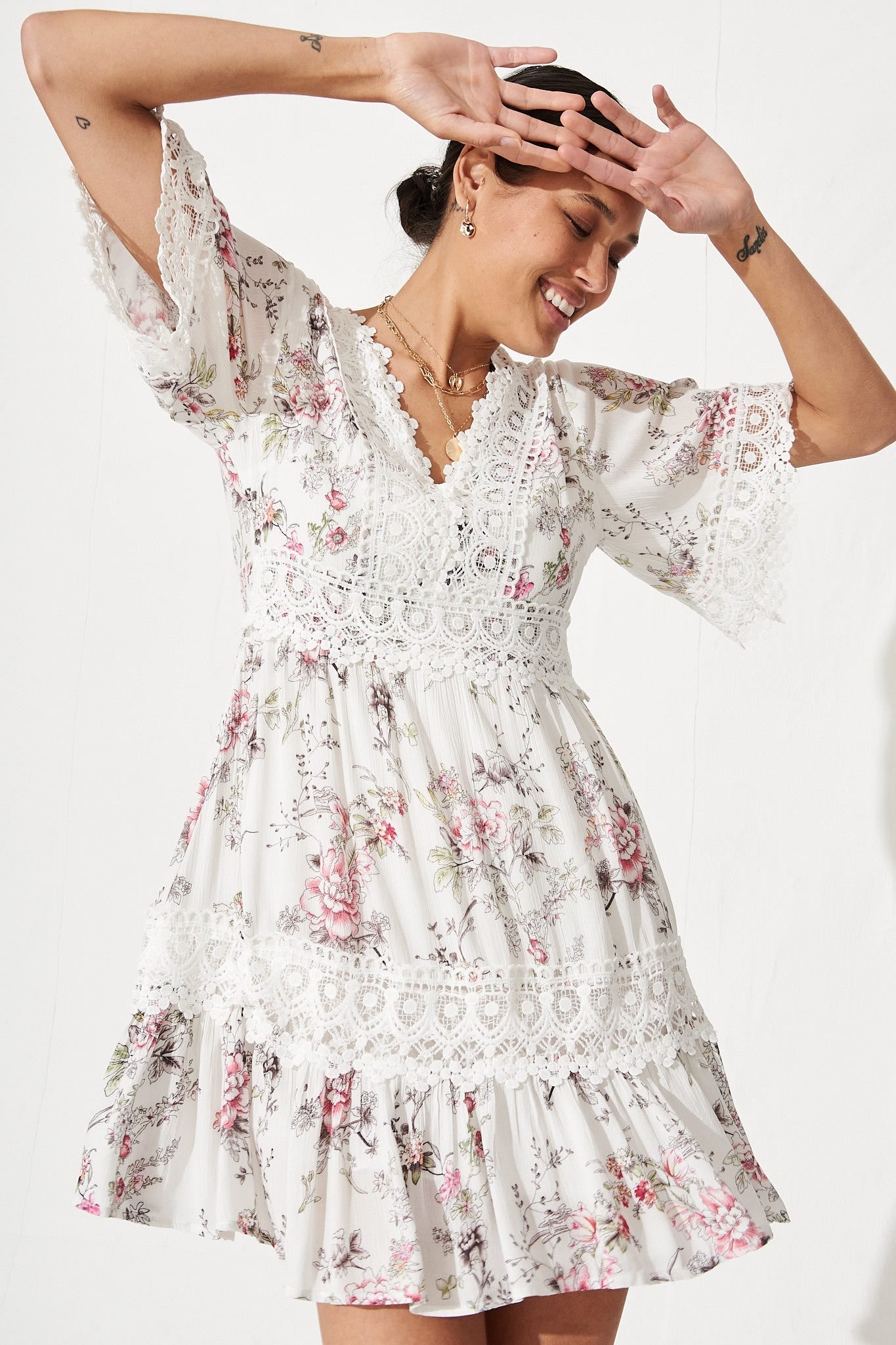 Macca Dress In White With Blush Floral