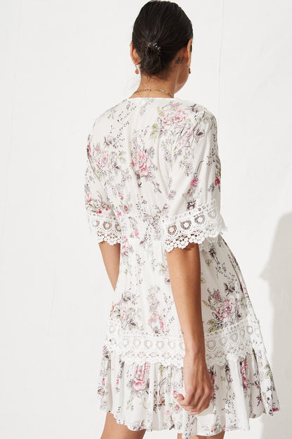 Macca Dress In White With Blush Floral