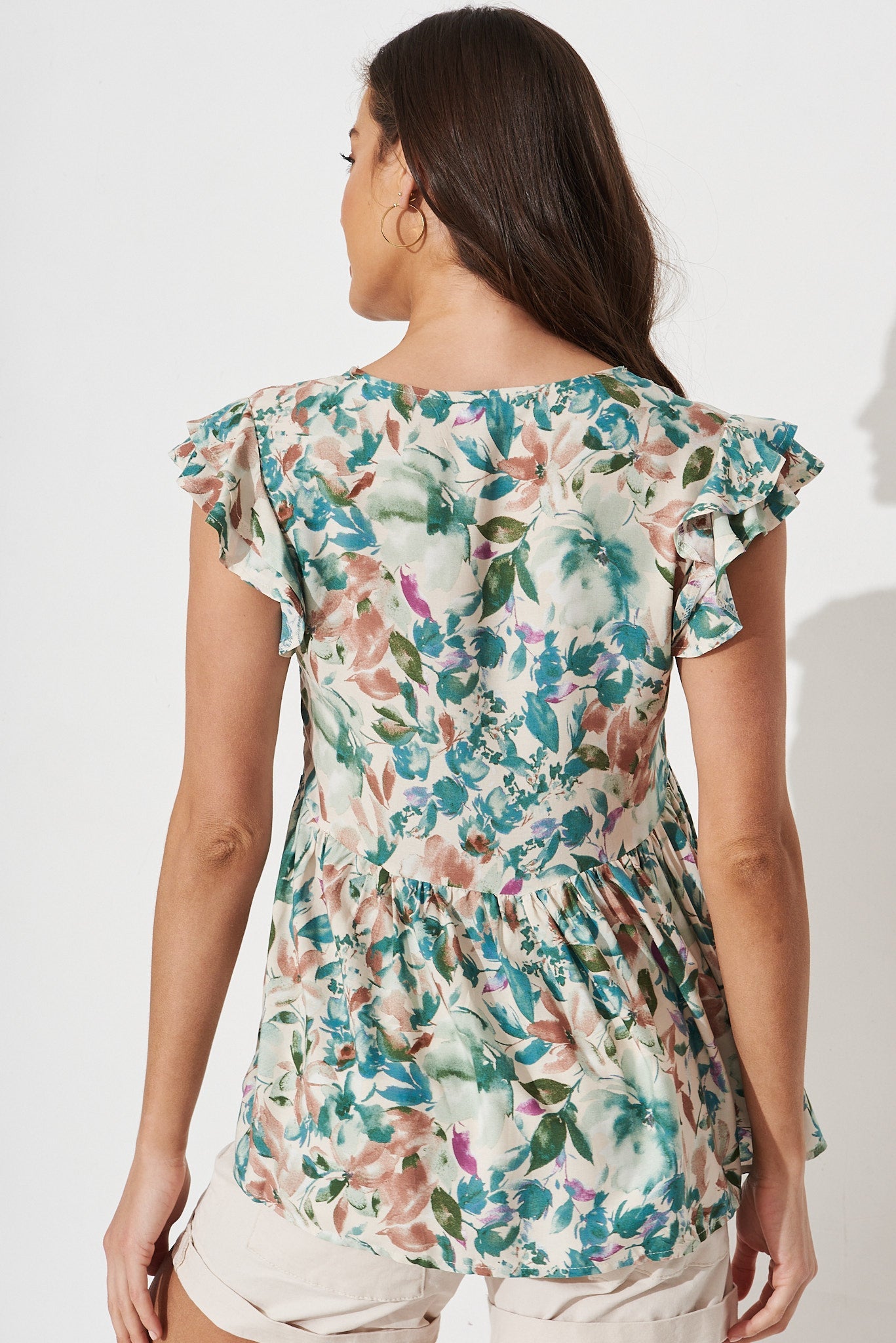 Maila Top In White With Teal Floral