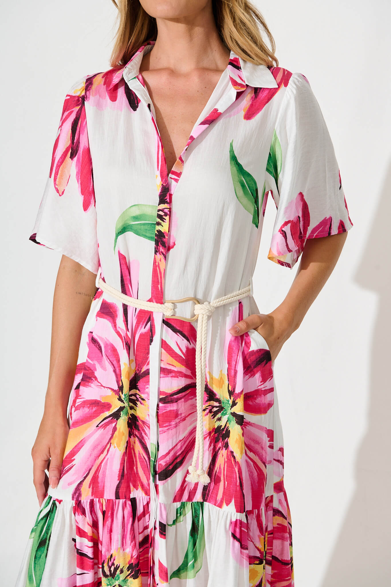 Cera Maxi Shirt Dress In White With Pink Floral