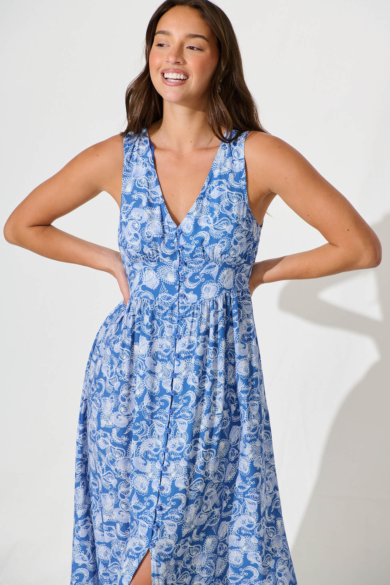 Ryland Midi Dress in Blue Paisley Print