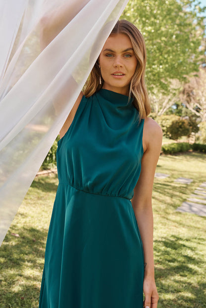 Evie Maxi Dress In Emerald