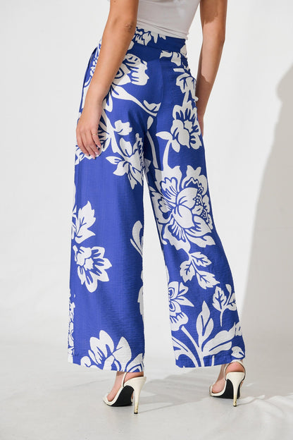 Aldridge Pant In Blue With White Floral