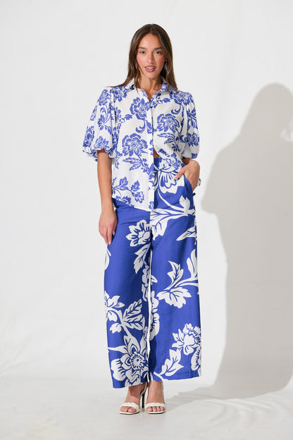 Orland Shirt In White With Blue Floral