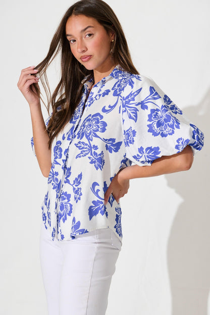 Orland Shirt In White With Blue Floral