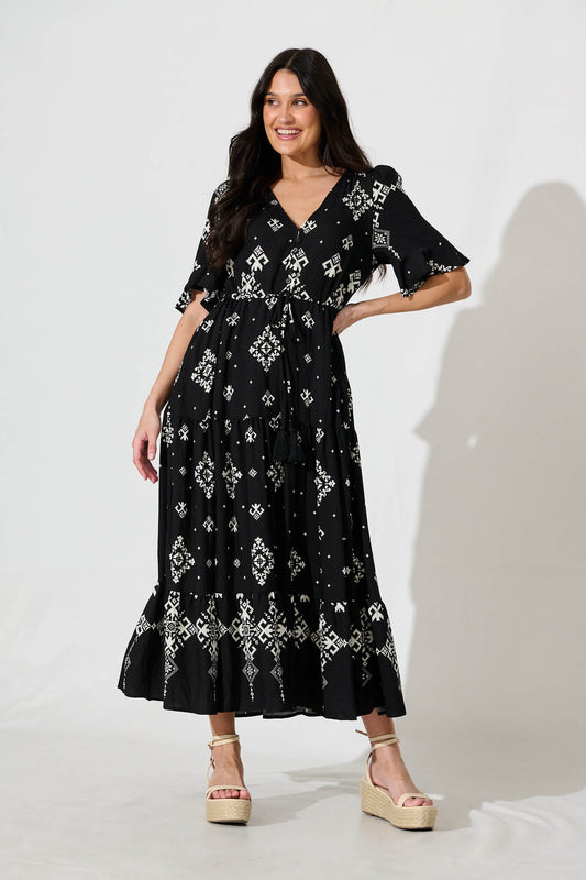 Valya Maxi Dress In Black with Cream Print Blend