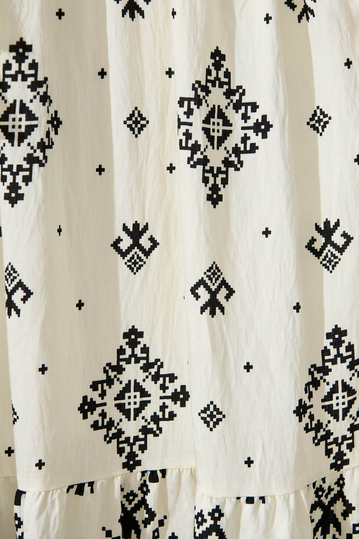 Valya Maxi Dress In Cream with Black Print Linen Blend