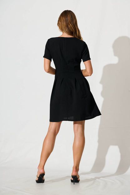 Beth Dress In Textured Black