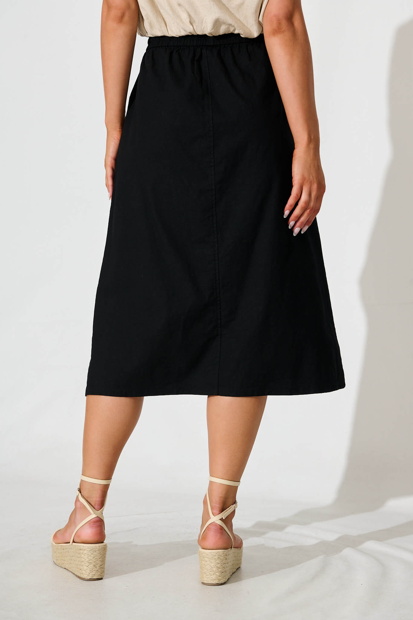 Edalene Midi Skirt in Black Cotton Blend