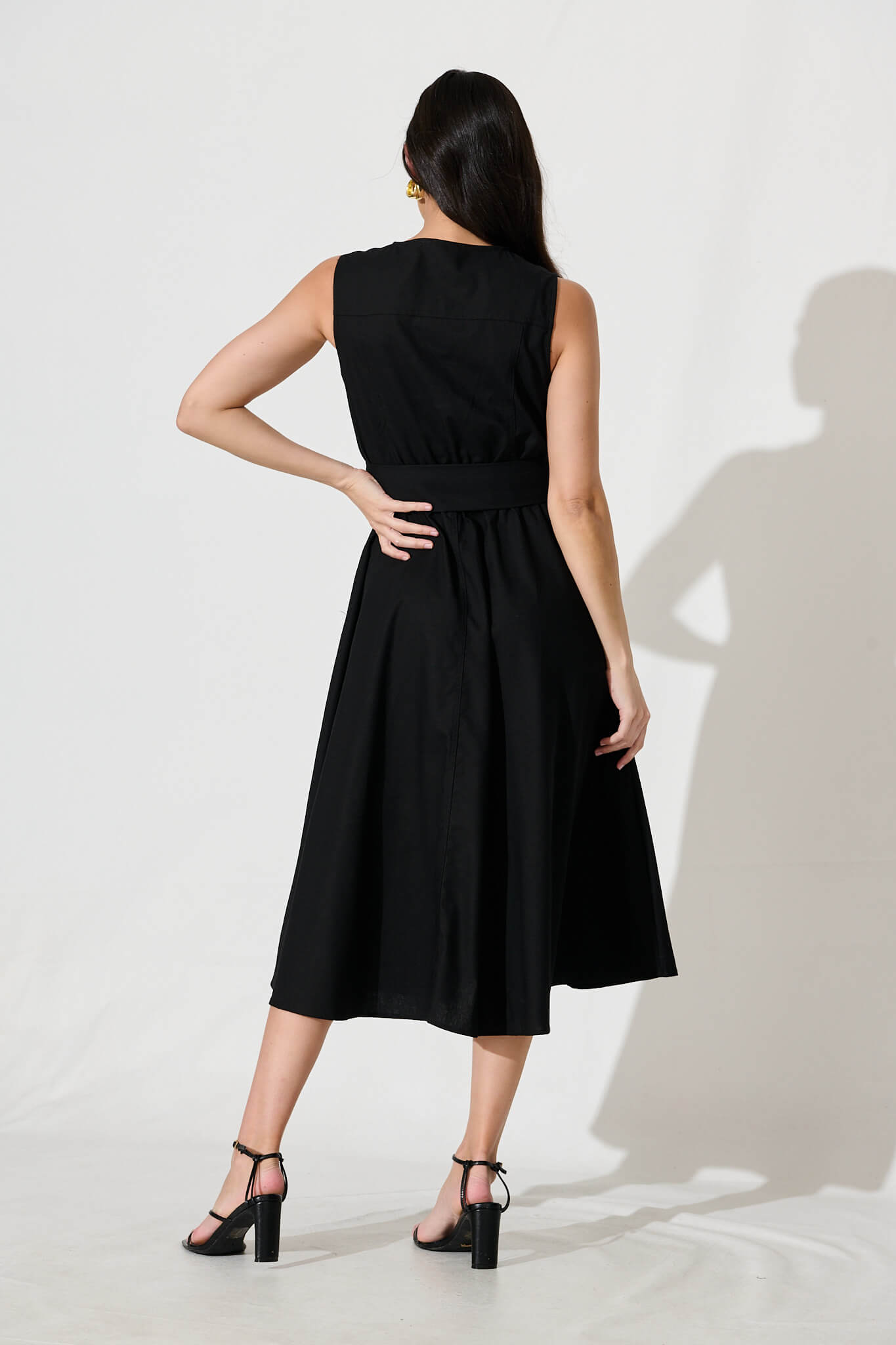 Iliya Midi Dress in Black Cotton Linen
