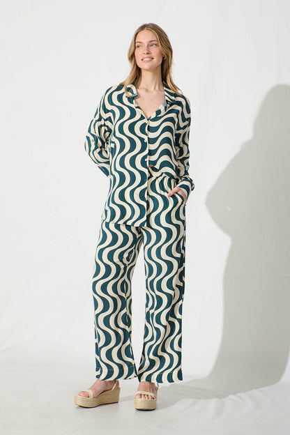 Carin Shirt in Emerald and Cream Swirl Print