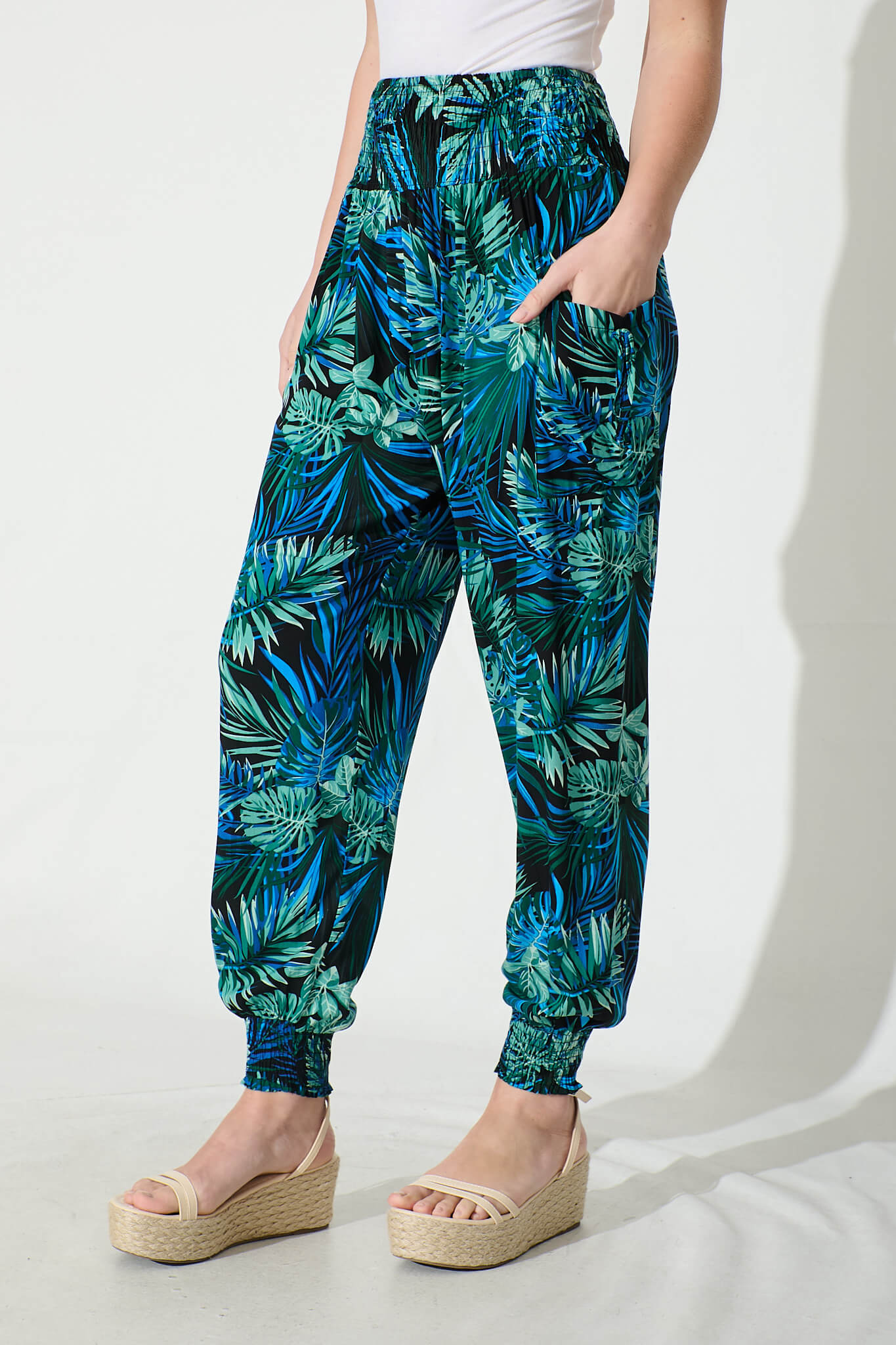 Gabby Lounge Pants in Multi Blue Leaf Print