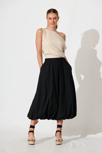 The Kiss Bubble Hem Midi Skirt in Black