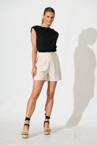 Alistair Shorts in Oatmeal Linen Blend
