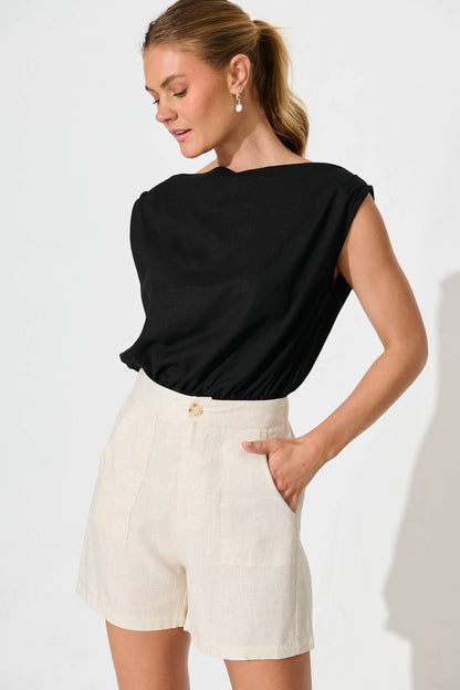 Alistair Shorts in Oatmeal Linen Blend