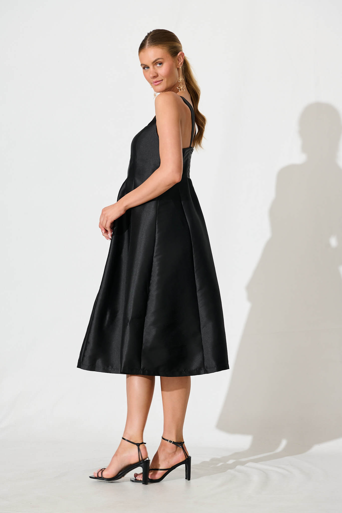 Maricelle Midi Dress In Black Sateen