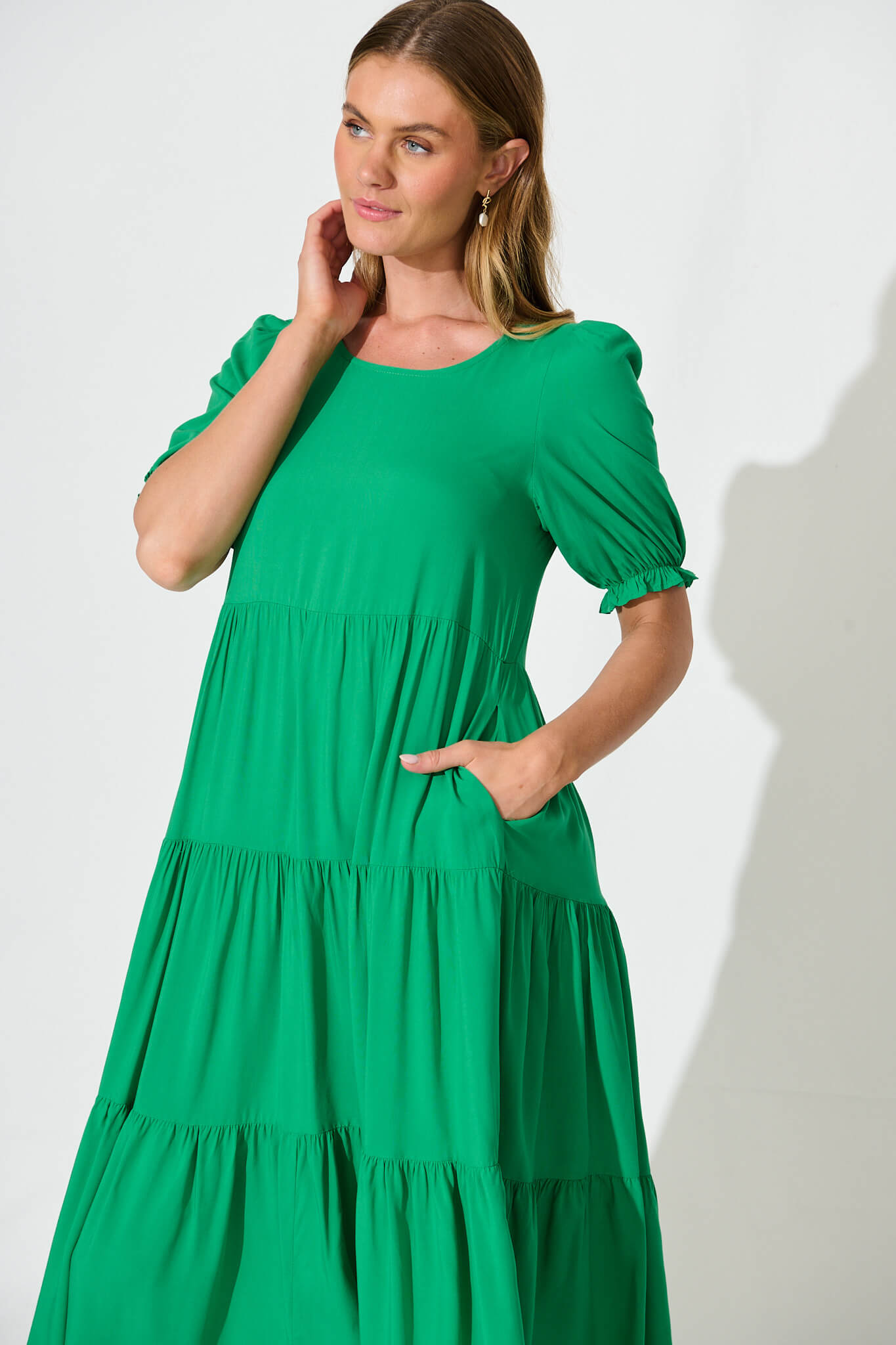 Nevi Tiered Midi Dress In Green