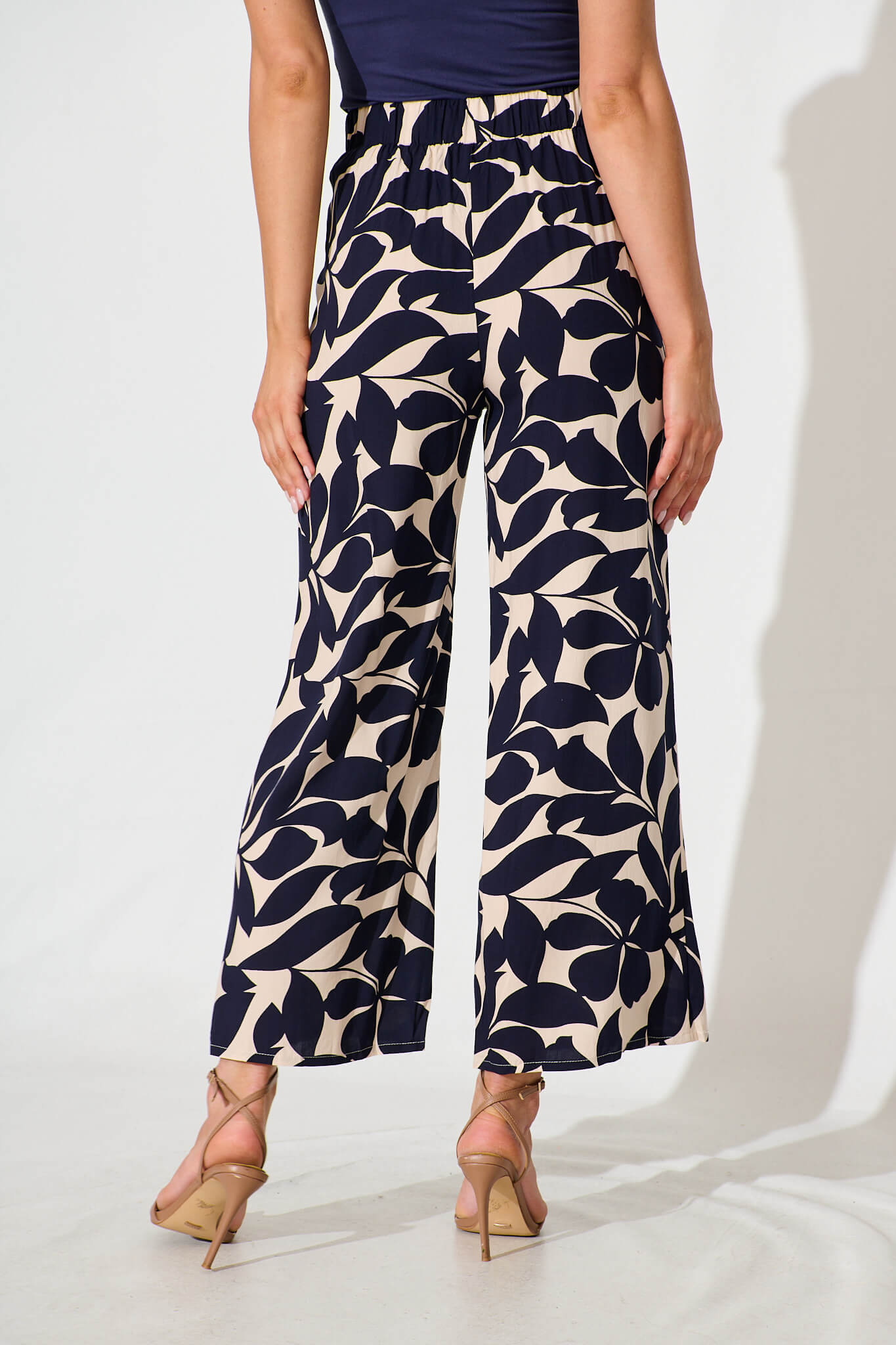 Missoula Pant In Navy with Cream Leaf