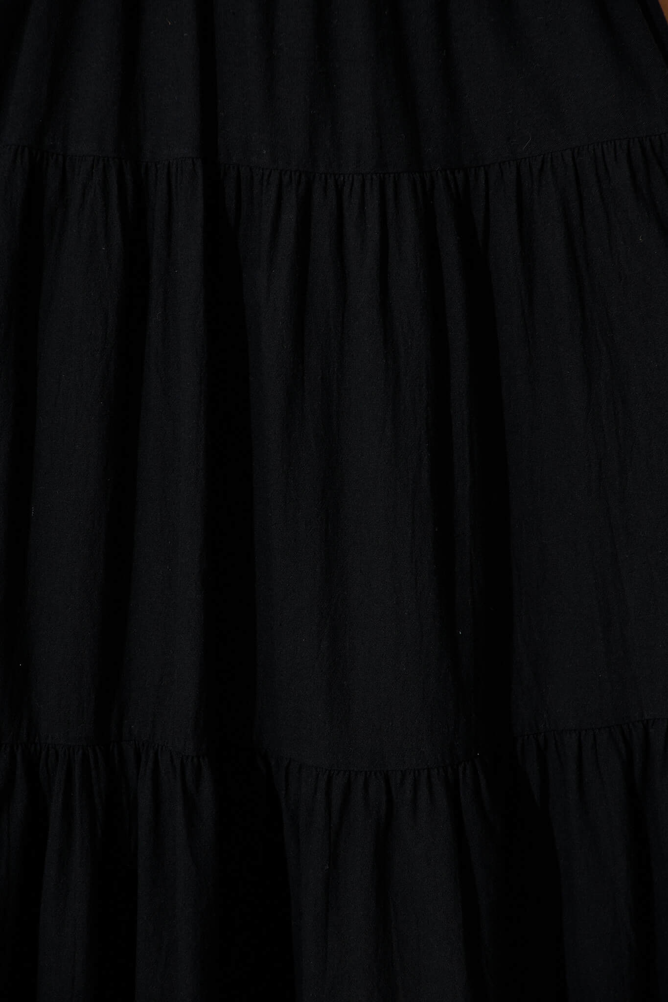 Akino Midi Dress in Black