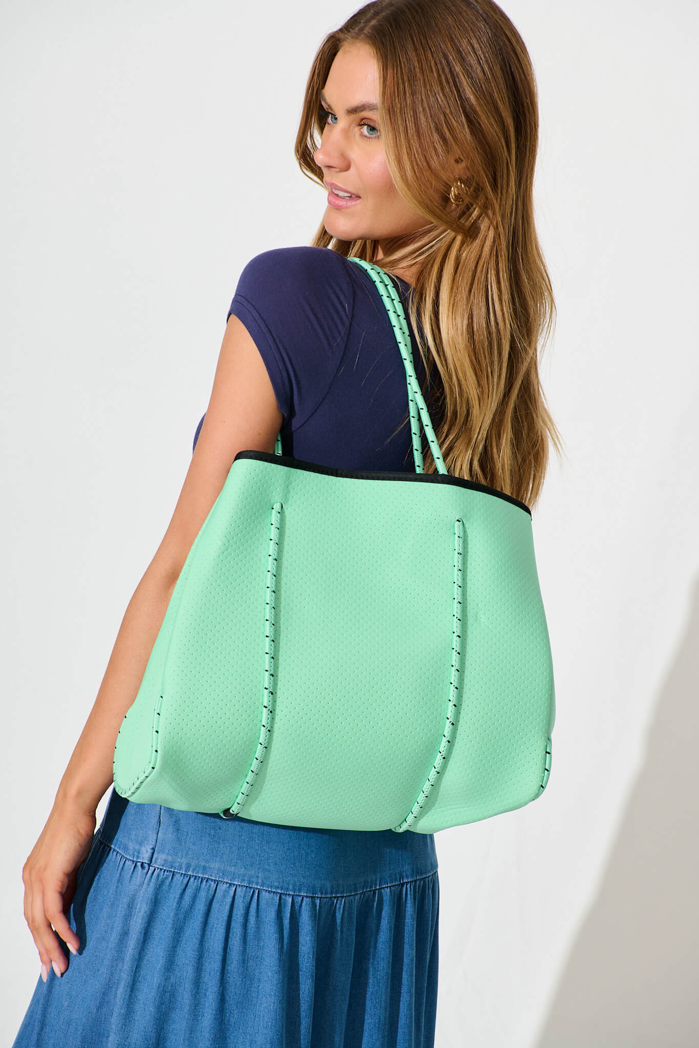 Rania Neoprene Tote Bag In Turquoise