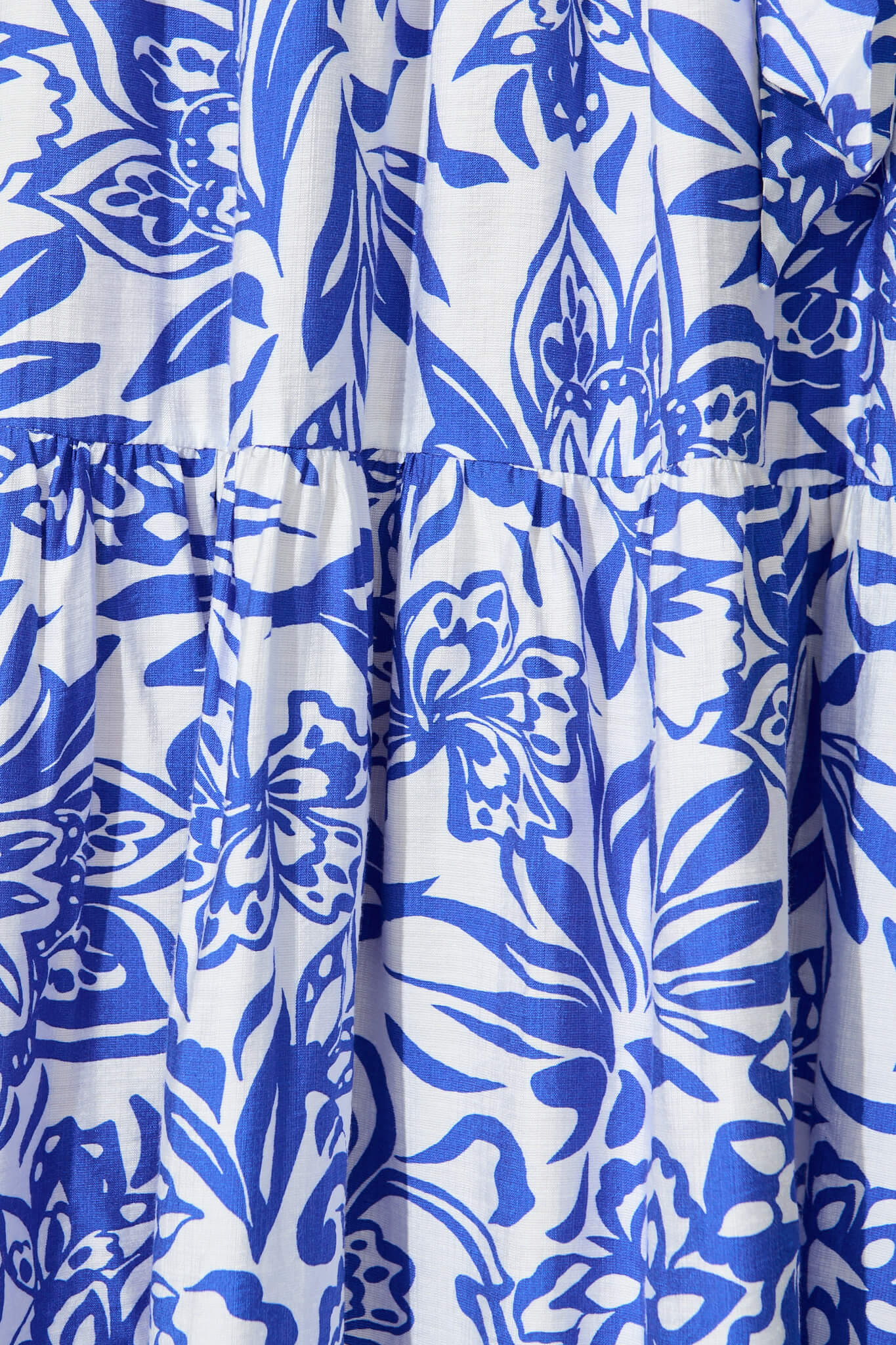 Kristianne Midi Dress In White With Blue Floral