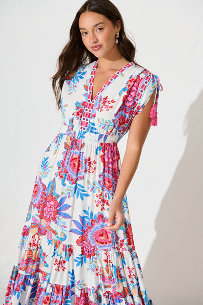 Olina Maxi Dress In Pink Floral Border Print