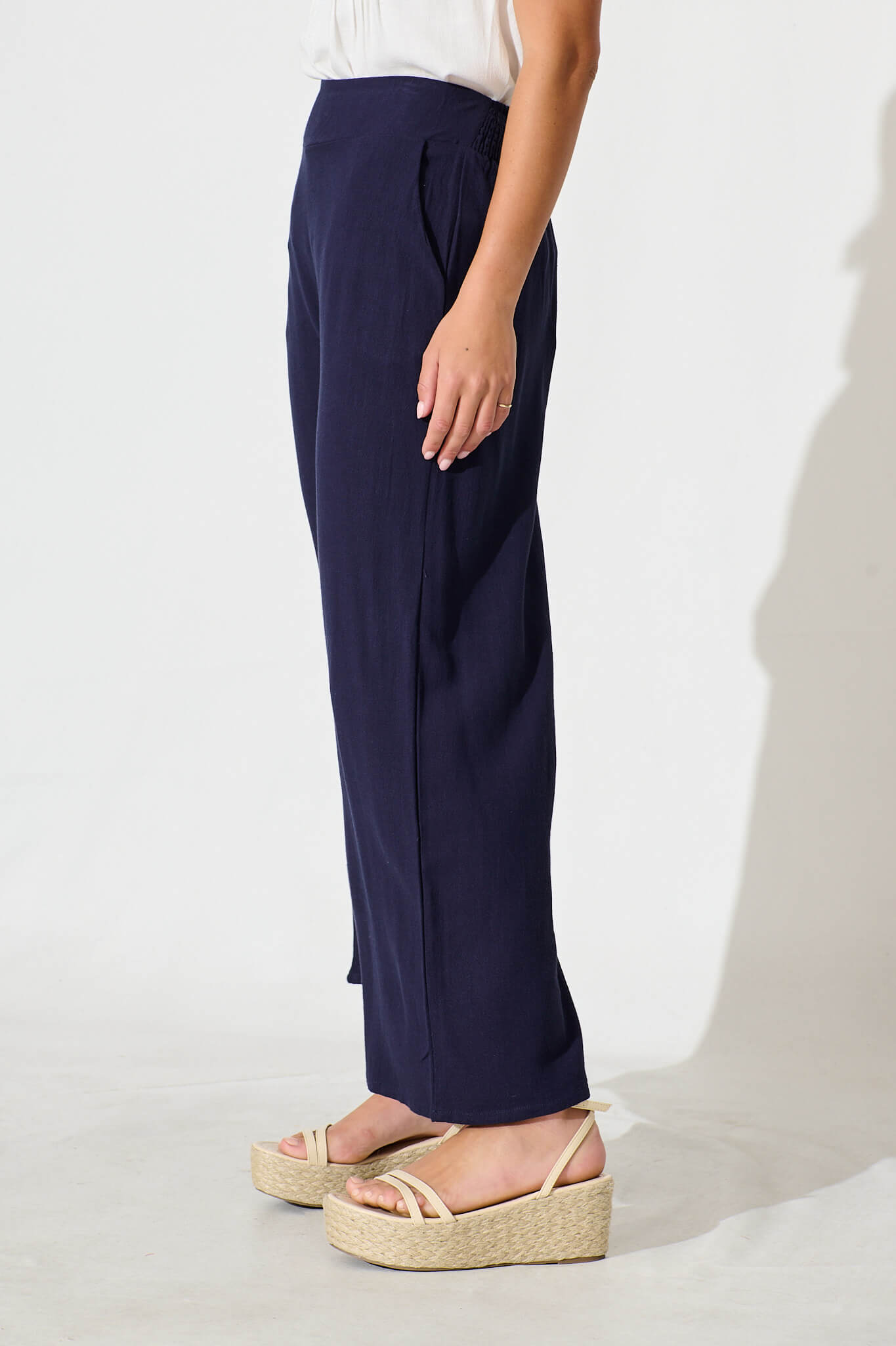 Sirsha Pant in Navy Linen Blend
