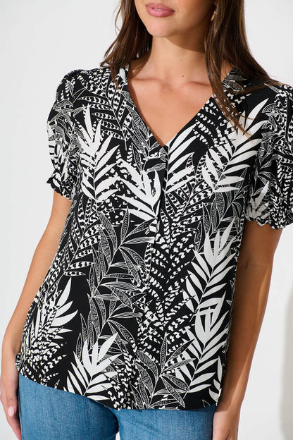 Tessy Top in Black with White Leaf