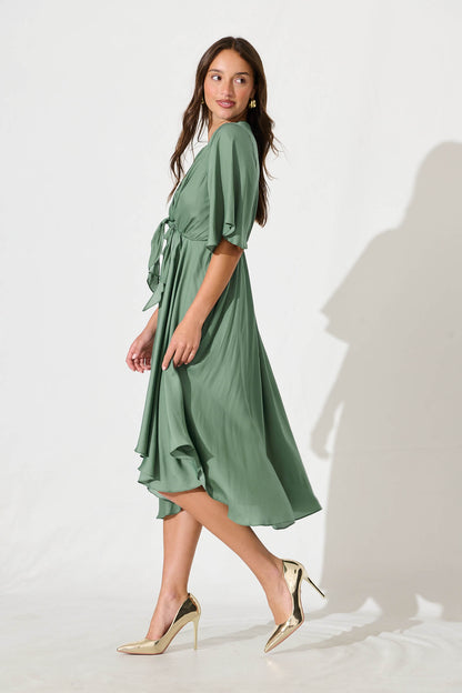 Helsinki Dress in Light Green