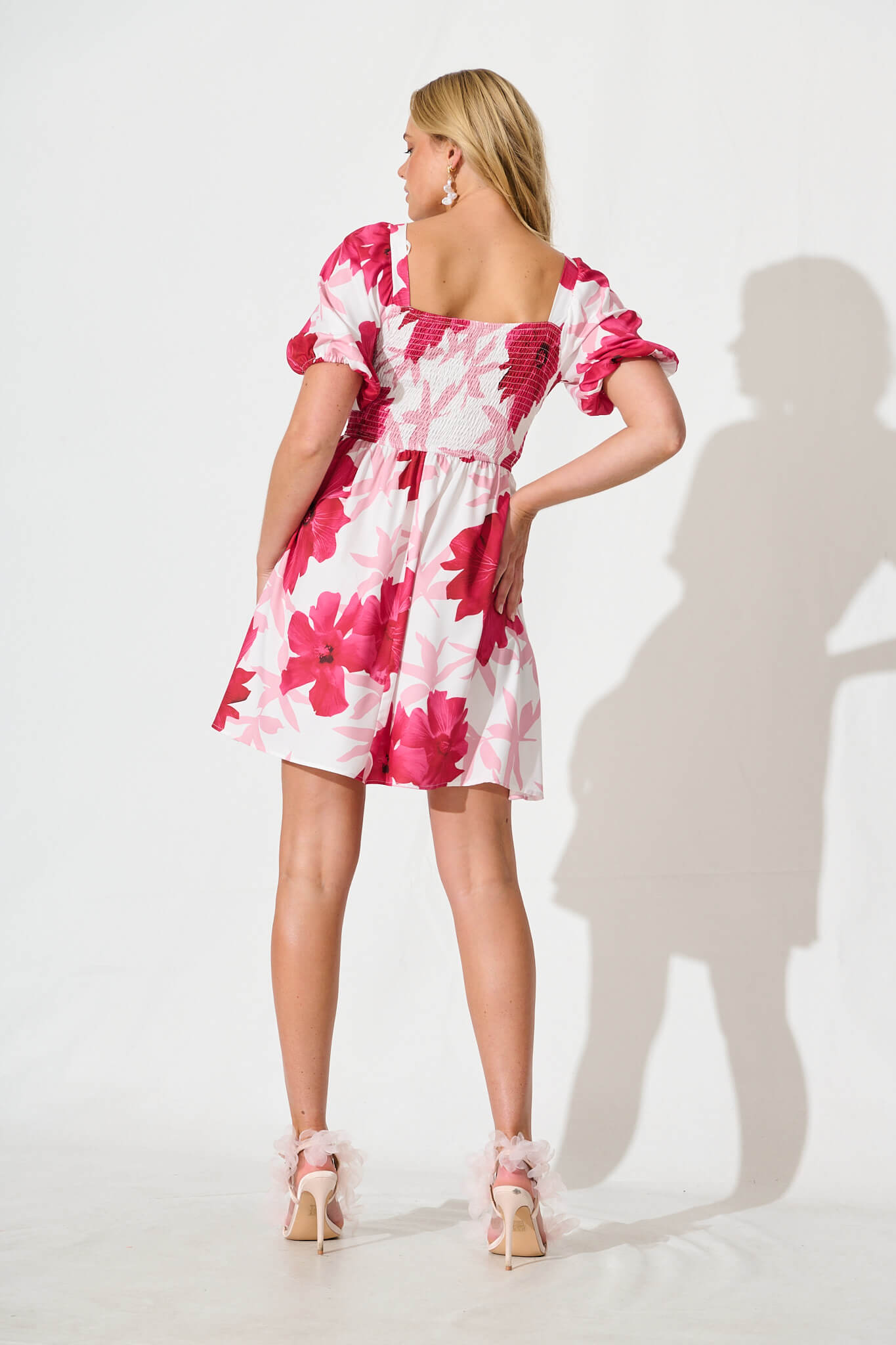 Meli Dress in White With Pink Flower Print