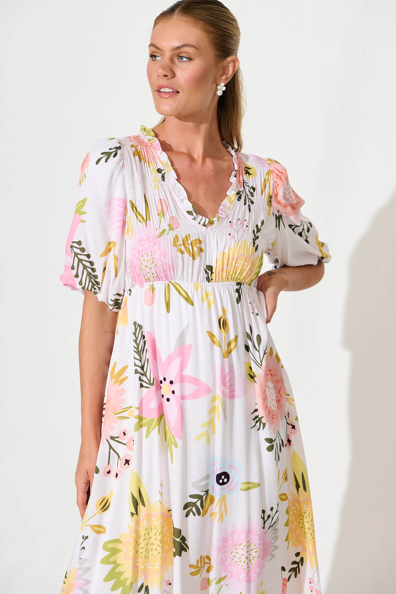 Zoisa Midi Dress in Cream Multi Floral