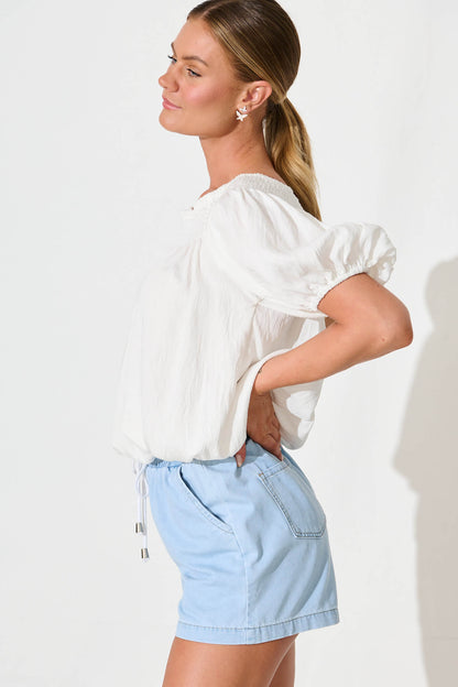 Noa Shorts In Light Blue Denim