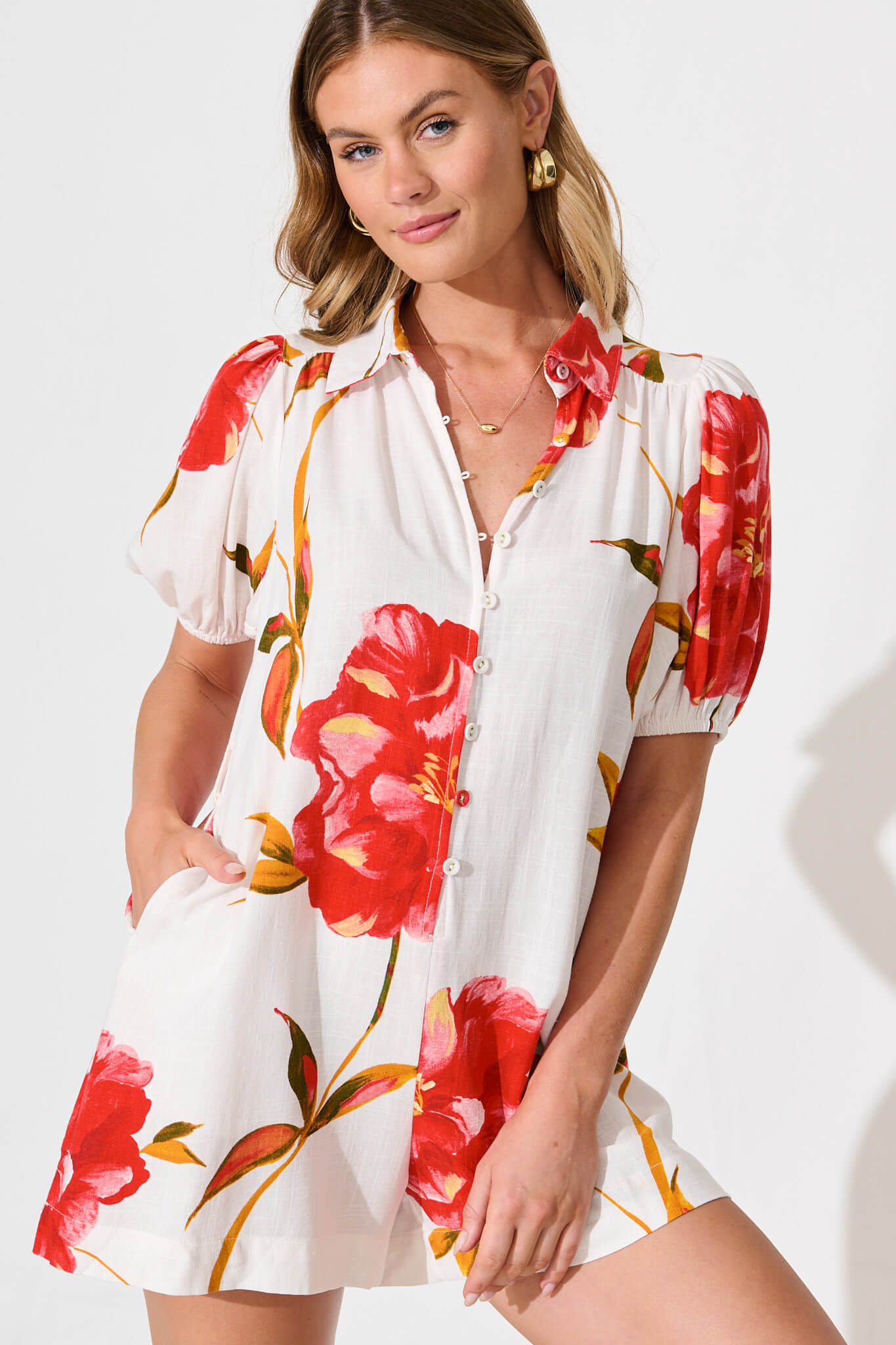 Victoria Playsuit in White With Red Flower Linen Blend