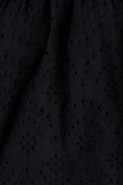 Donia Top In Black Embroidery Cotton