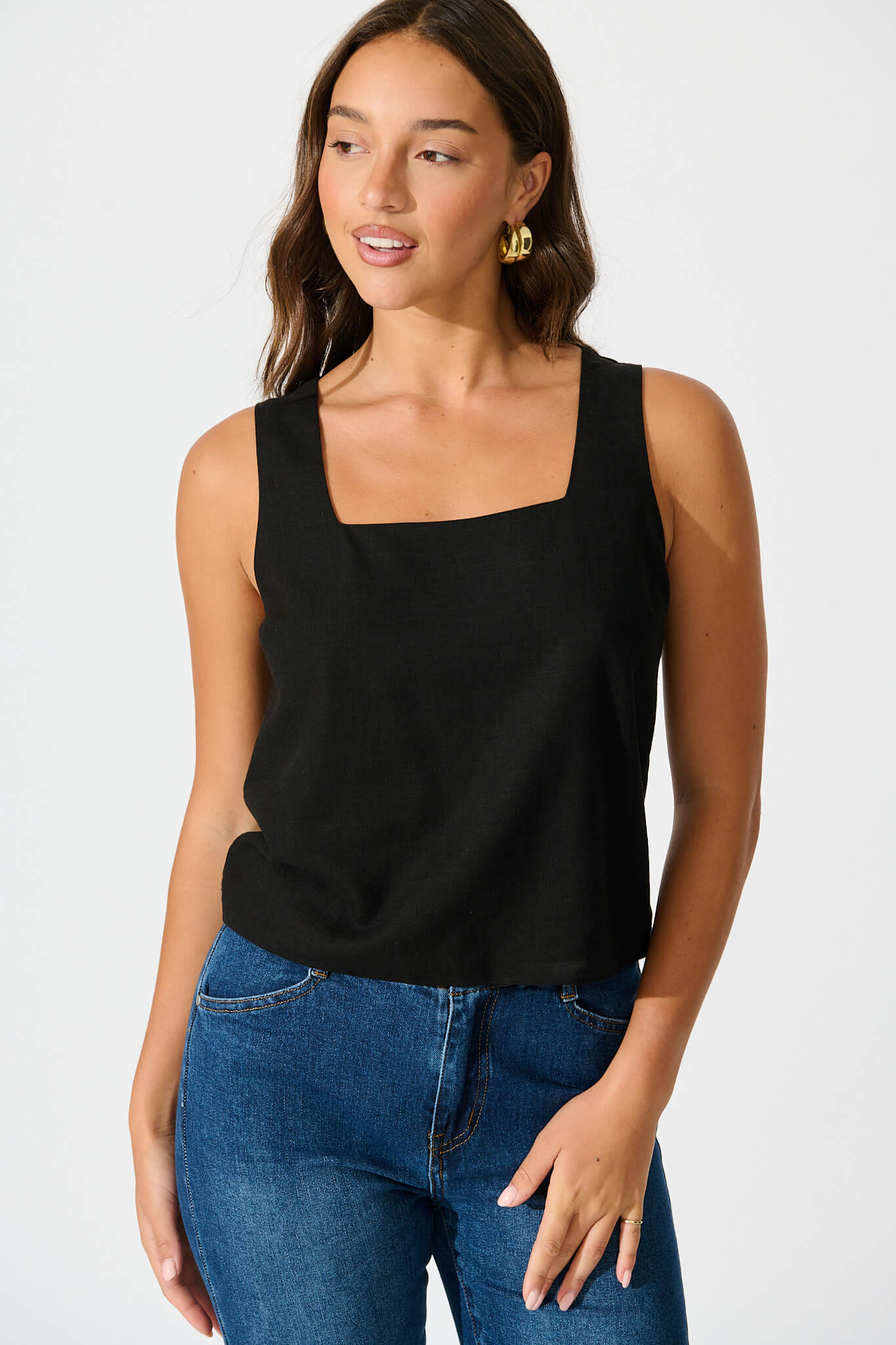 Tiami Cami Top In Black Linen Blend